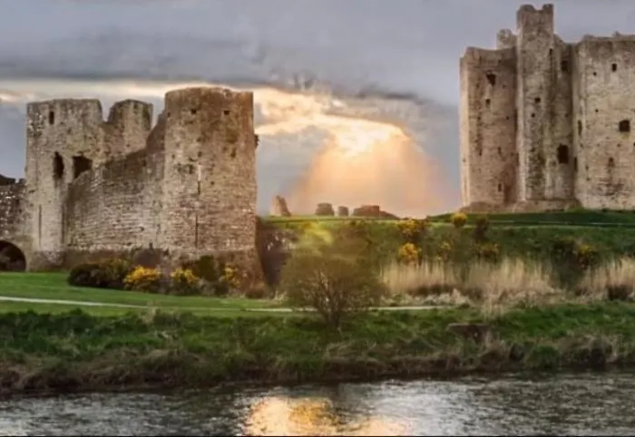 33a Steepleview * Trim