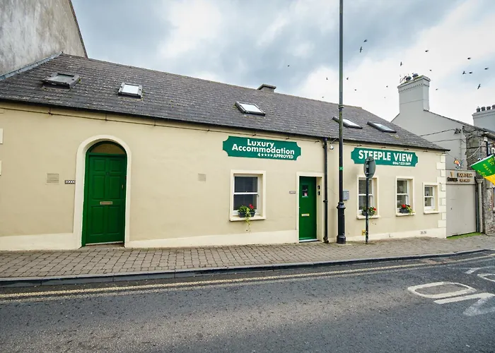 Апартаменты 33a Steepleview *